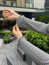 將圖片載入圖庫檢視器 #VHT644 // 小 格 子 Basic Tee
