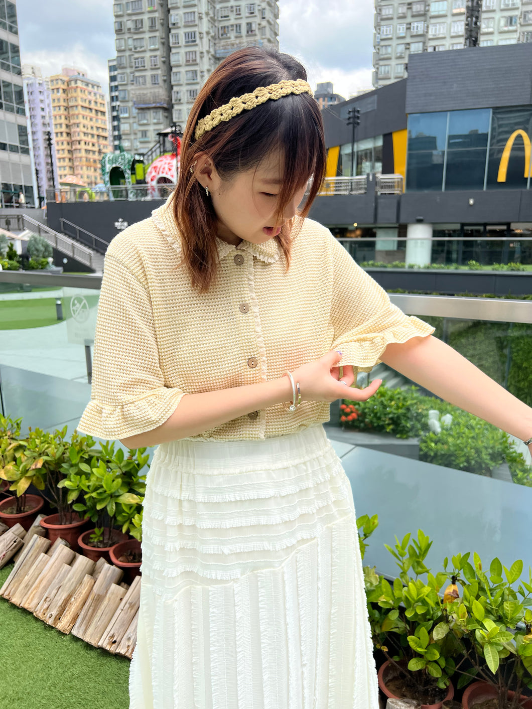 #VHC083 // 可 愛 花 邊 格 格 外 套