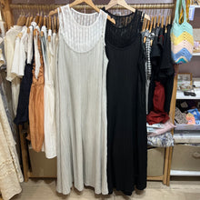 將圖片載入圖庫檢視器 #VHOP233 // 1 SET 過 花 花 LACE + 壓 紋 吊 帶 裙
