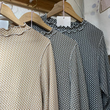 將圖片載入圖庫檢視器 #VHT644 // 小 格 子 Basic Tee
