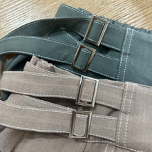 將圖片載入圖庫檢視器 #VHB424 // 雙 帶 明 線 闊 褲
