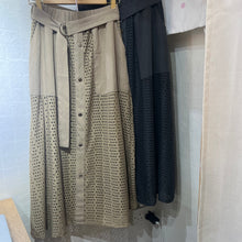 將圖片載入圖庫檢視器 #VHB427 // 拼 接 窿 窿 半 裙
